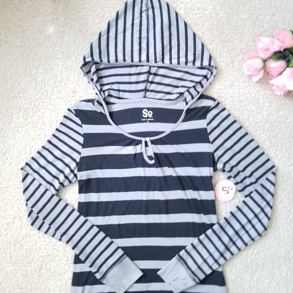 Bundle for $5 NWT Black Grey Striped Pullover Lightweight Hoodie